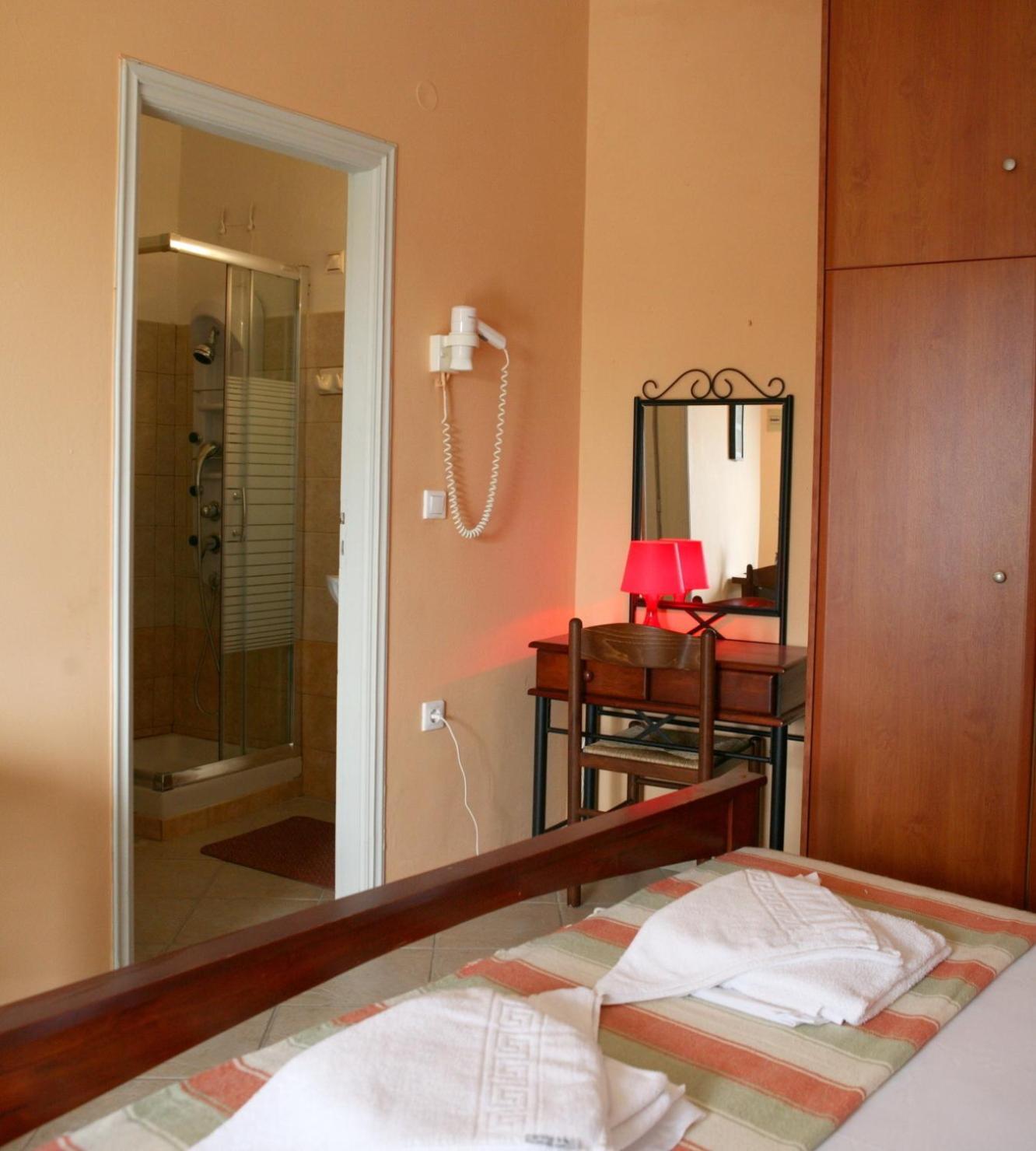 9 Musses Hotel Apartments Skala Mistegnon Exterior foto