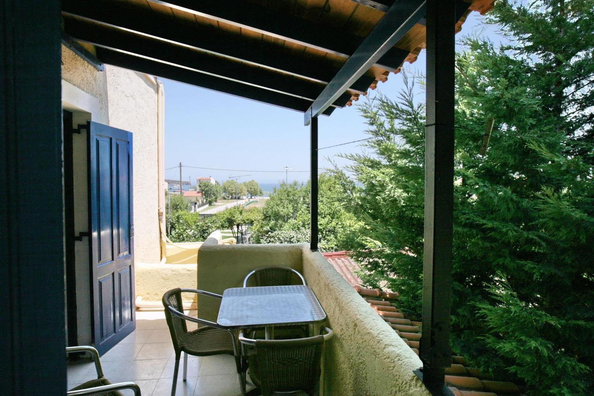 9 Musses Hotel Apartments Skala Mistegnon Exterior foto