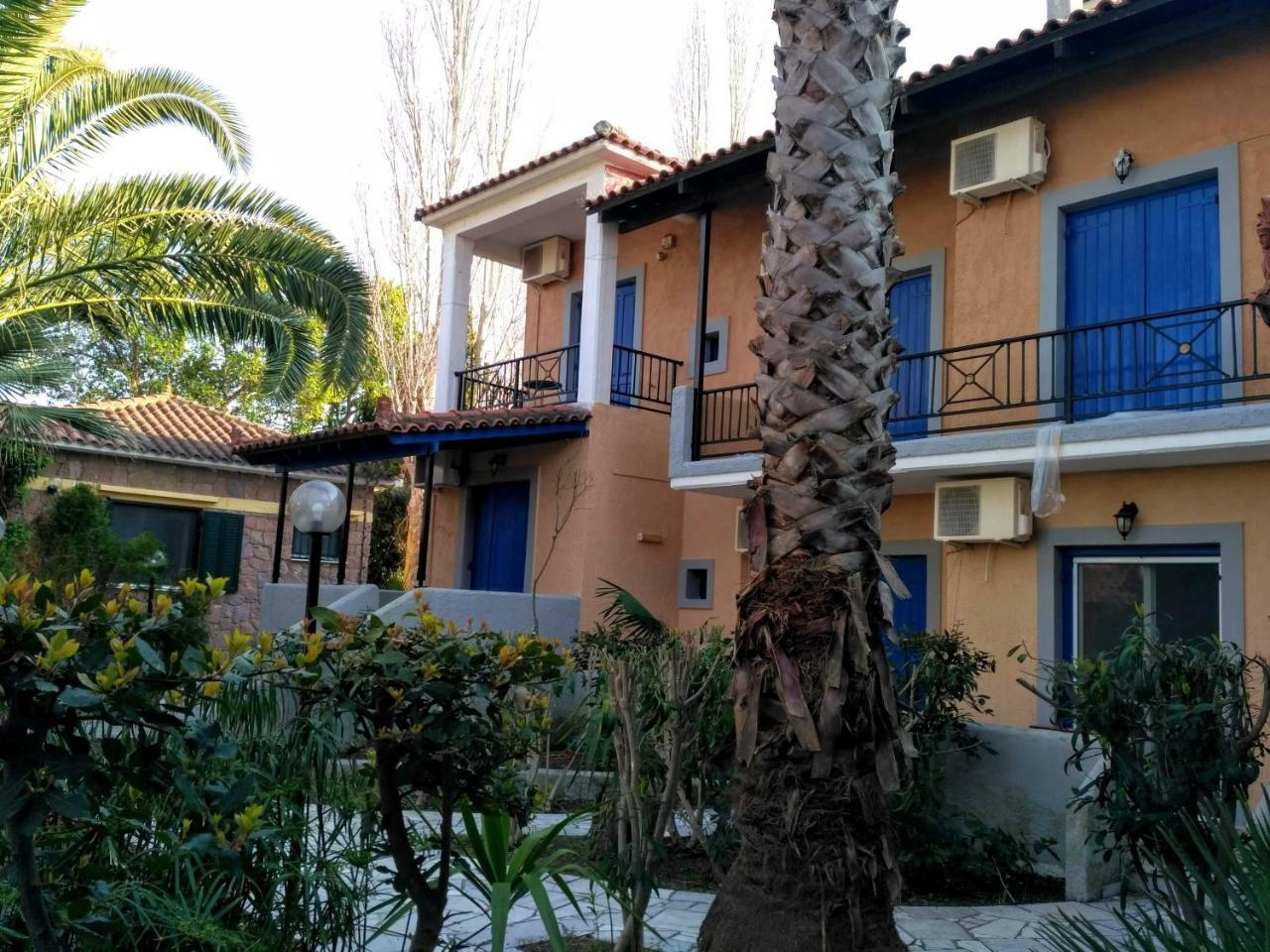 9 Musses Hotel Apartments Skala Mistegnon Exterior foto